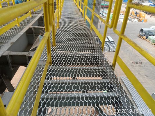 งานหนัก Hexagon หลุมขยายโลหะเหล็ก Anti slip Grating