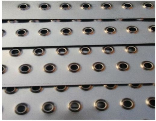 แกรป สตรูท แผ่นความปลอดภัย Grating ให้พื้นผิว Antiskid สําหรับแพลตฟอร์ม