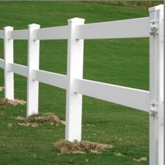 งานหนัก 2 รถไฟฟ้า 3 รถไฟฟ้า Pvc รั้วม้า รั้ว Vinyl สําหรับฟาร์ม