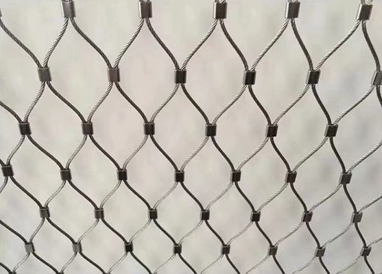 ตาข่ายลวดสลิงสแตนเลสสตีลออกซิเดชั่นสีดำ 50x50 มม.