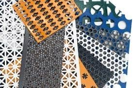 การออกแบบตามสั่ง กลมสามเหลี่ยมหลุม อลูมิเนียม สแตนเลส กระดาษ perforated สําหรับ Mesh ประดับ