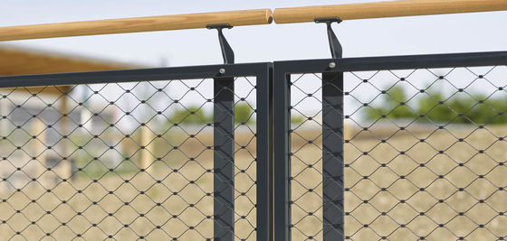 เครือข่ายเชือกเคเบิลเหล็กไร้ขัด สําหรับสถาปัตยกรรมเพชร หน้าจอยืดหยุ่น สวนสัตว์