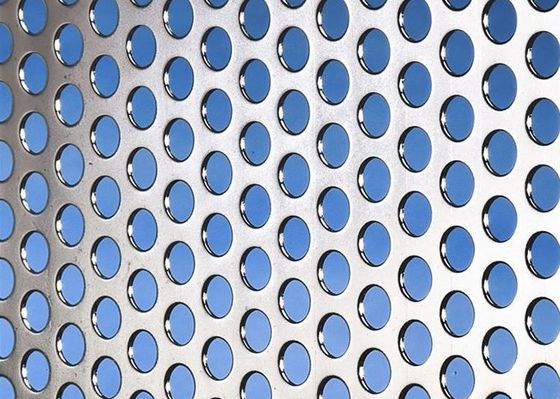 การออกแบบที่กําหนดเอง สแตนเลสกลมหลุมหลุมหกเหลี่ยม ใบ perforated สําหรับกล่องเสียง