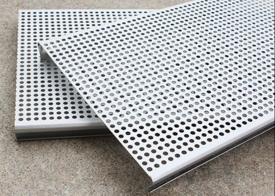แผ่นเพดานเจาะรูอะลูมิเนียมเคลือบ PVC 3003H24 แบบแขวน
