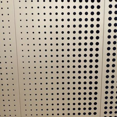 โลหะคาร์บอนเหล็กเหล็กกระดาษโลหะ perforated 1000x2000mm รอบรู