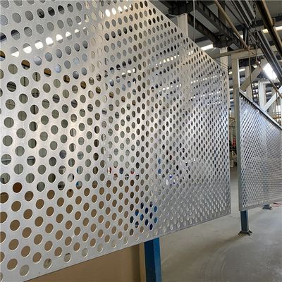 โลหะคาร์บอนเหล็กเหล็กกระดาษโลหะ perforated 1000x2000mm รอบรู