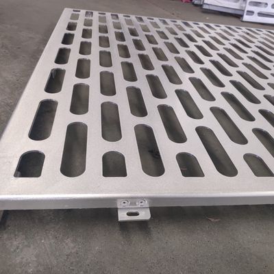 ขนาดที่กําหนดเอง ผนังสถาปัตยกรรมเมทัลเมช perforated