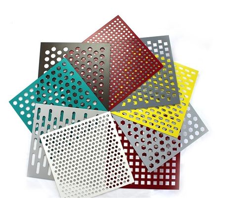 PVDF ทางสถาปัตยกรรมขนาด 1500 * 2500 มม. แผ่นตาข่ายโลหะเจาะรู