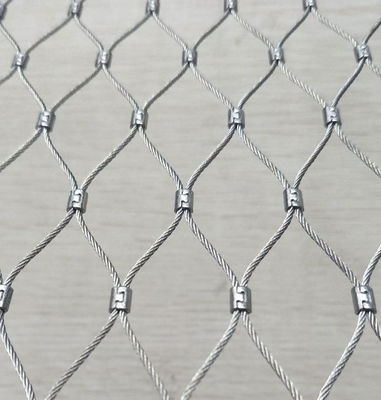 ปรับปรุง 2mm 304 สแตนเลส สายสาย Mesh เปิด 60 * 104mm
