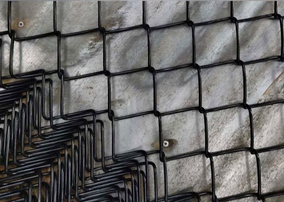 1.5m 2.0m Hot Dip Galvanized Chain Link รั้ว Knuckle Twist Edge