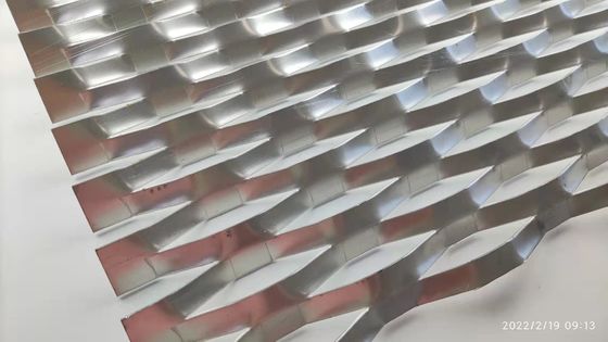 Outdoor Diamond Hole ขยายตาข่ายโลหะตกแต่งผนังอลูมิเนียม Wire