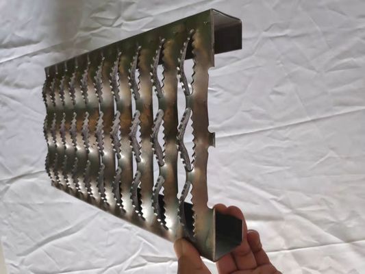 อุตสาหกรรม Mezzanines Diamond Safety Grating บันไดโลหะอลูมิเนียม Anti Skid